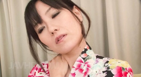 Manami Komukai kostenlose hübsche bilder