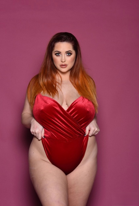 Lucy Vixen erotische hübsche archiv