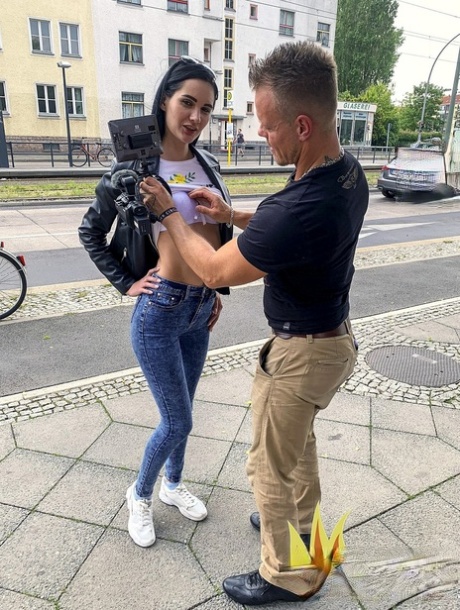 Megan Venturi porno schöne bilder