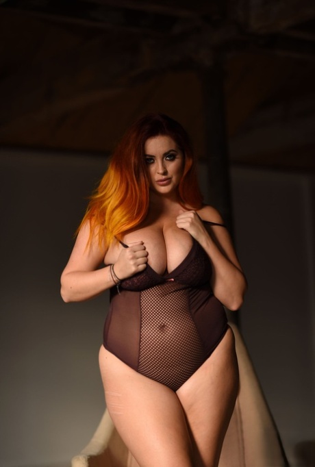 Lucy Vixen sexy kunst bild